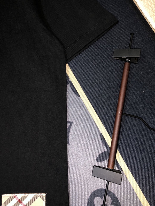 ブランドTシャツ着用イメージ